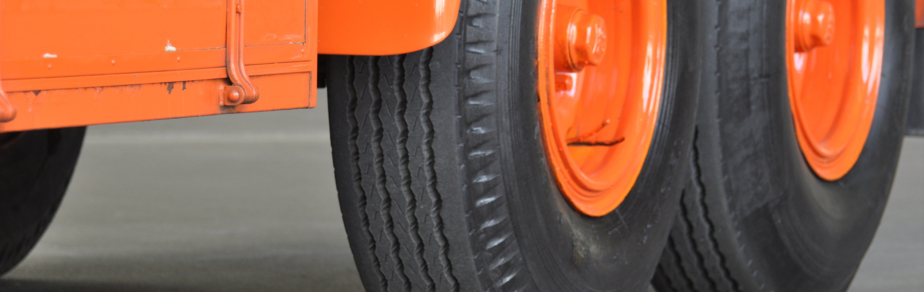 banner_-light_commercial_vehicle_tyres